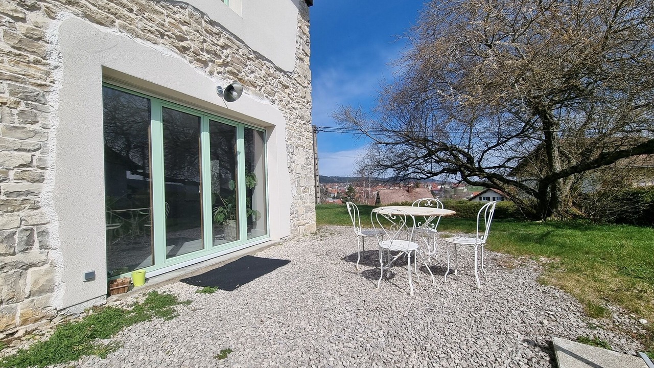 Photo of Outdoor in Orchamps-Vennes