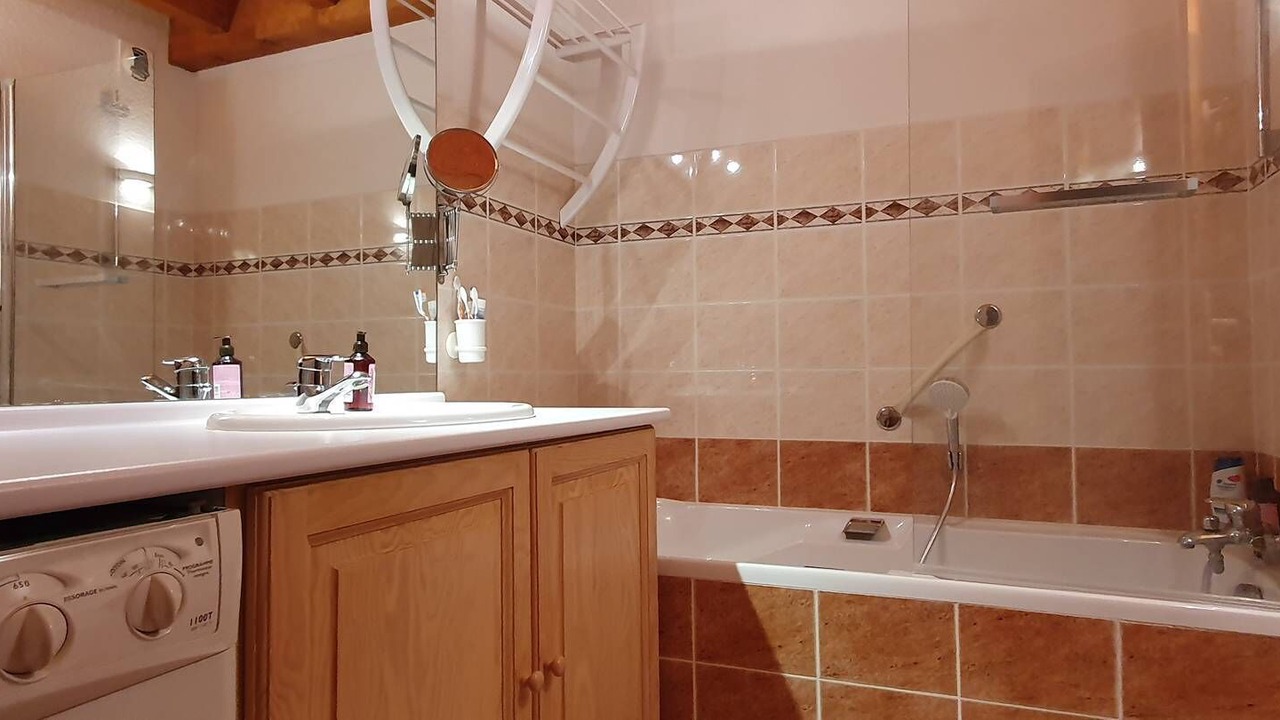 Photo of Bathroom in Malbuisson