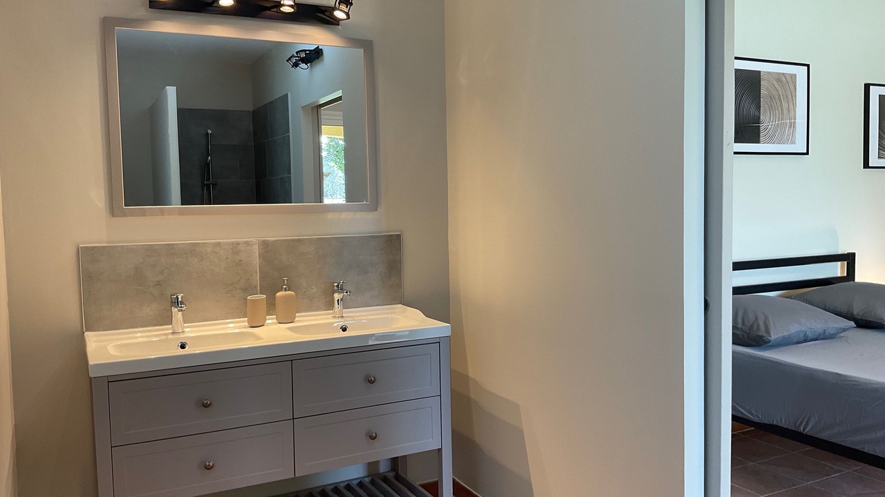 Photo of Bathroom in Aubignan