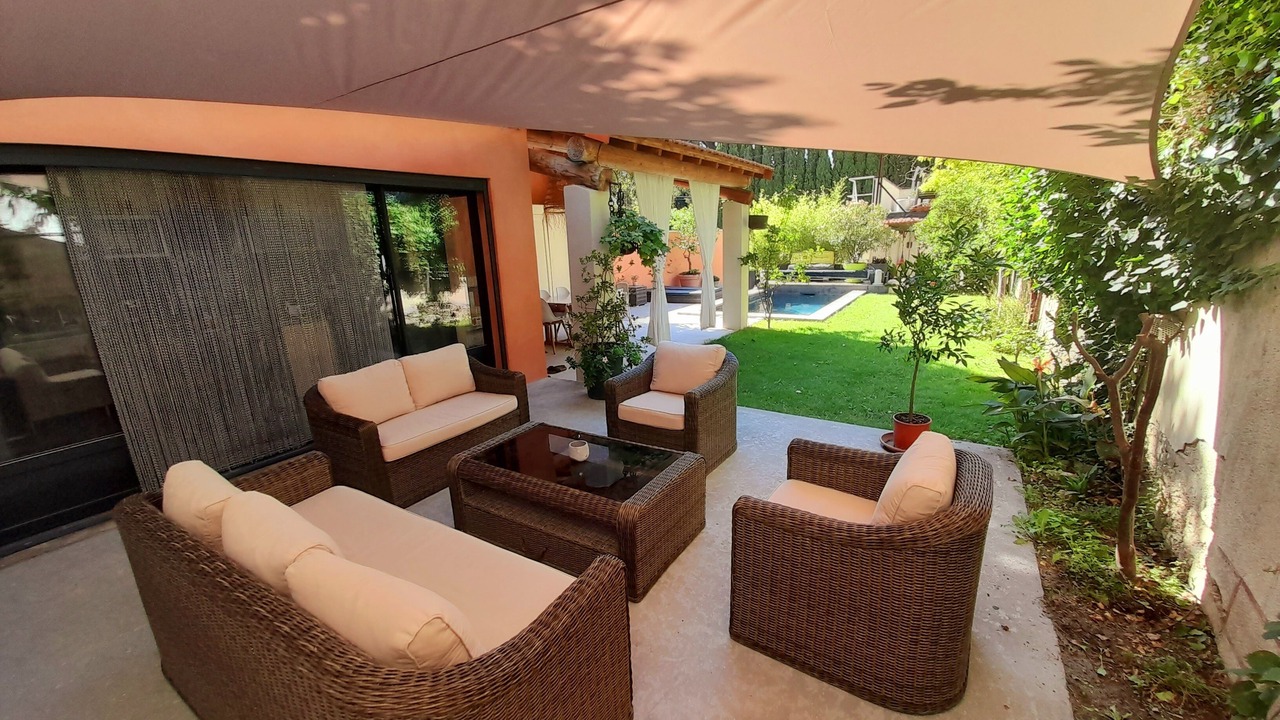 Photo of Patio Balcony in Carpentras