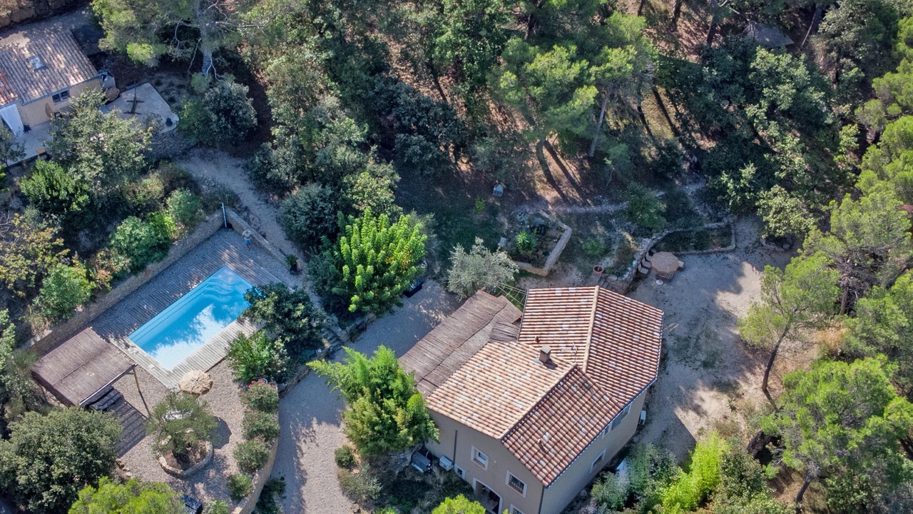 Photo of Outdoor in Faucon