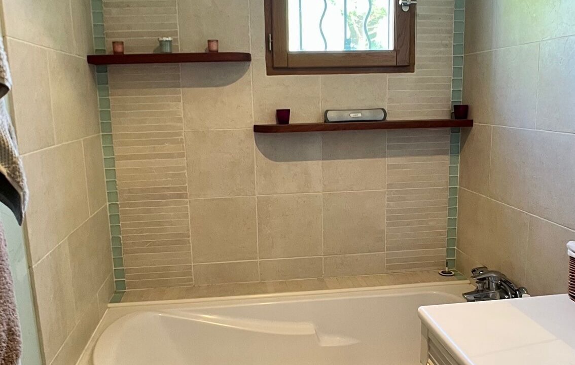 Photo of Bathroom in Valreas