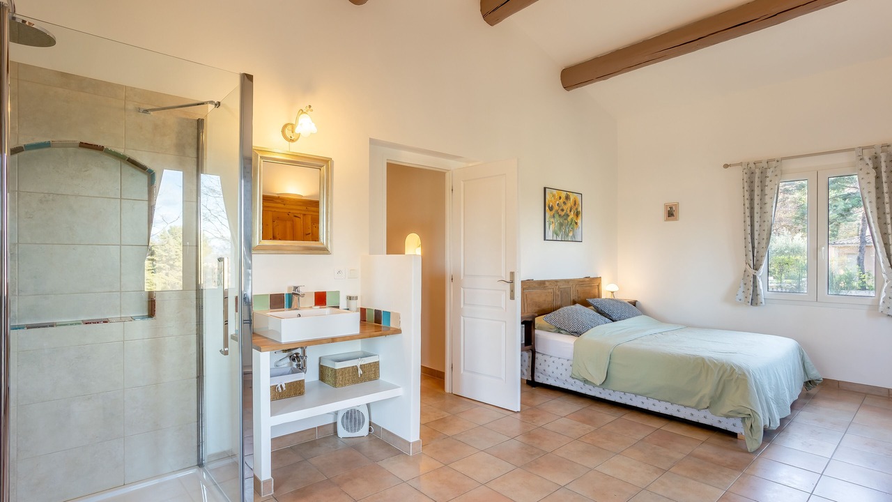 Photo of Bedroom in Faucon
