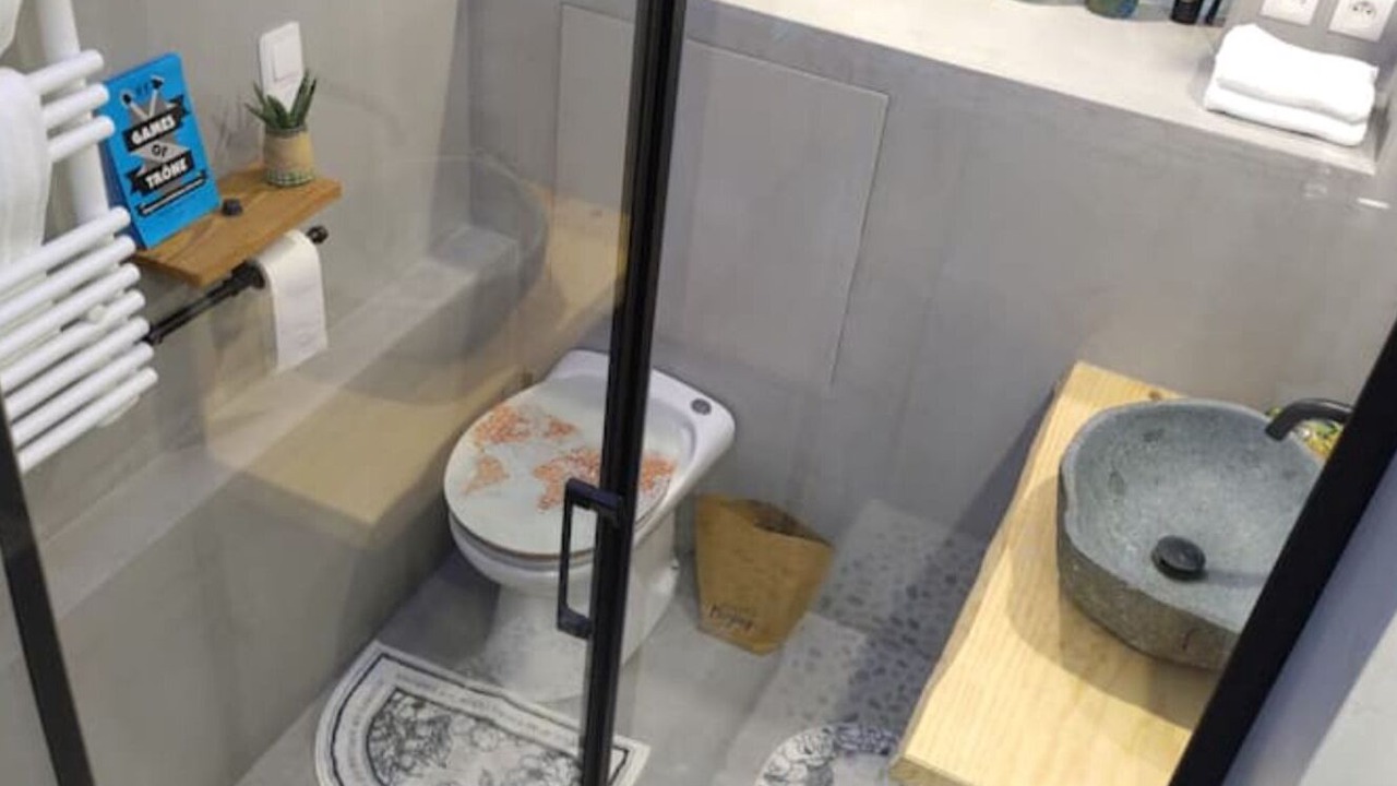 Photo of Bathroom in Villejuif