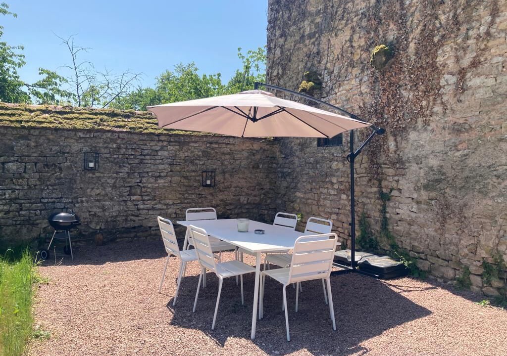 Photo of Outdoor in Rouy
