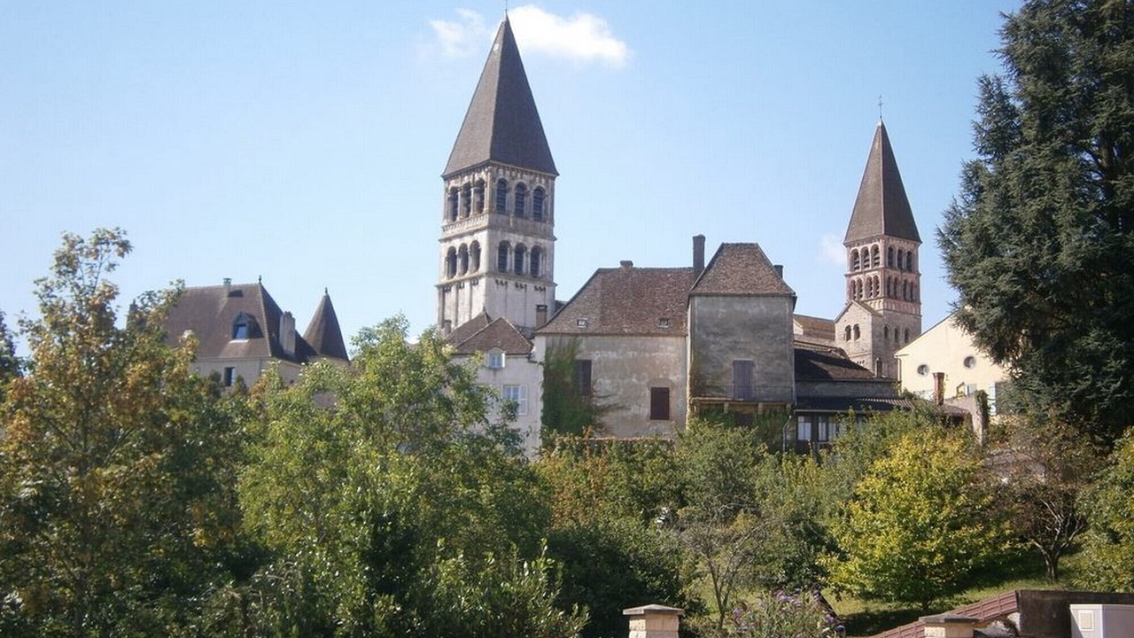 Photo of Outdoor in La Chapelle-sous-Brancion