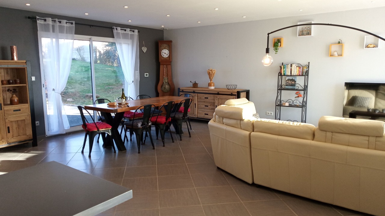 Photo of Others in La Chapelle-sous-Brancion
