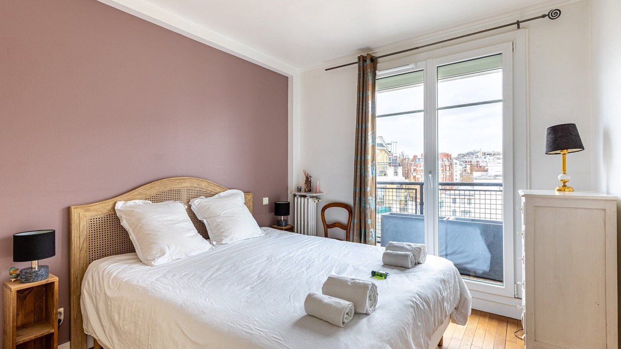 Photo of Bedroom in 20th Arrondissement