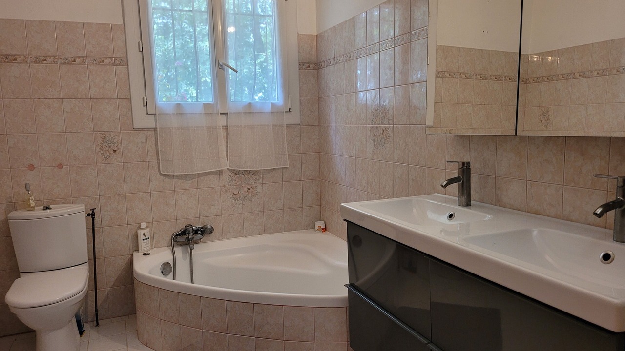 Photo of Bathroom in Chantemerle-les-Grignan