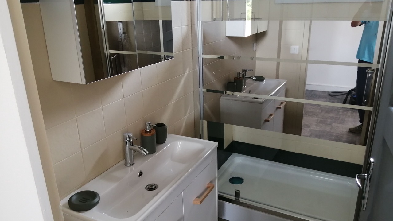 Photo of Bathroom in Saint-Pourcain-sur-Sioule