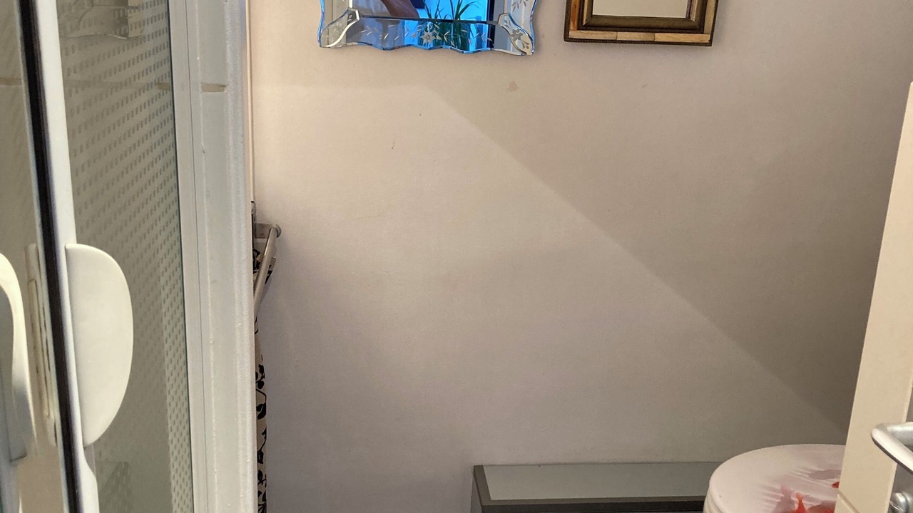 Photo of Bathroom in L'Hay-les-Roses