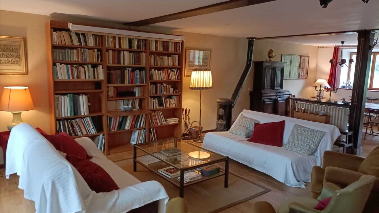 Photo of Livingroom in Presles