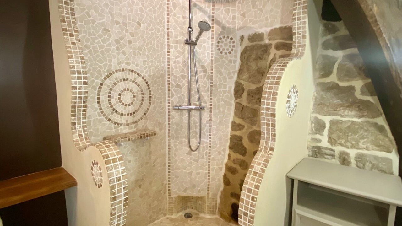 Photo of Bathroom in Juvinas
