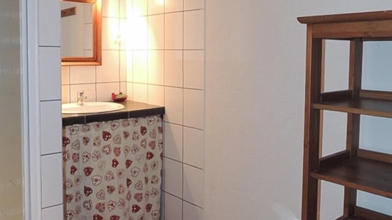 Photo of Bathroom in Authezat