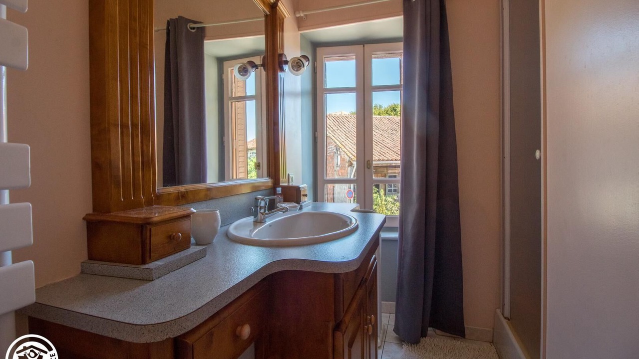 Photo of Bathroom in Usson