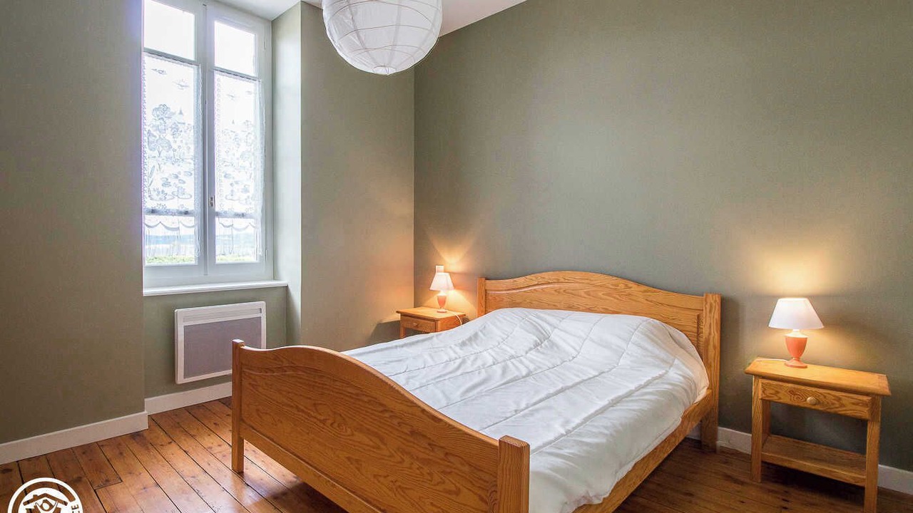 Photo of Bedroom in Egliseneuve-des-Liards