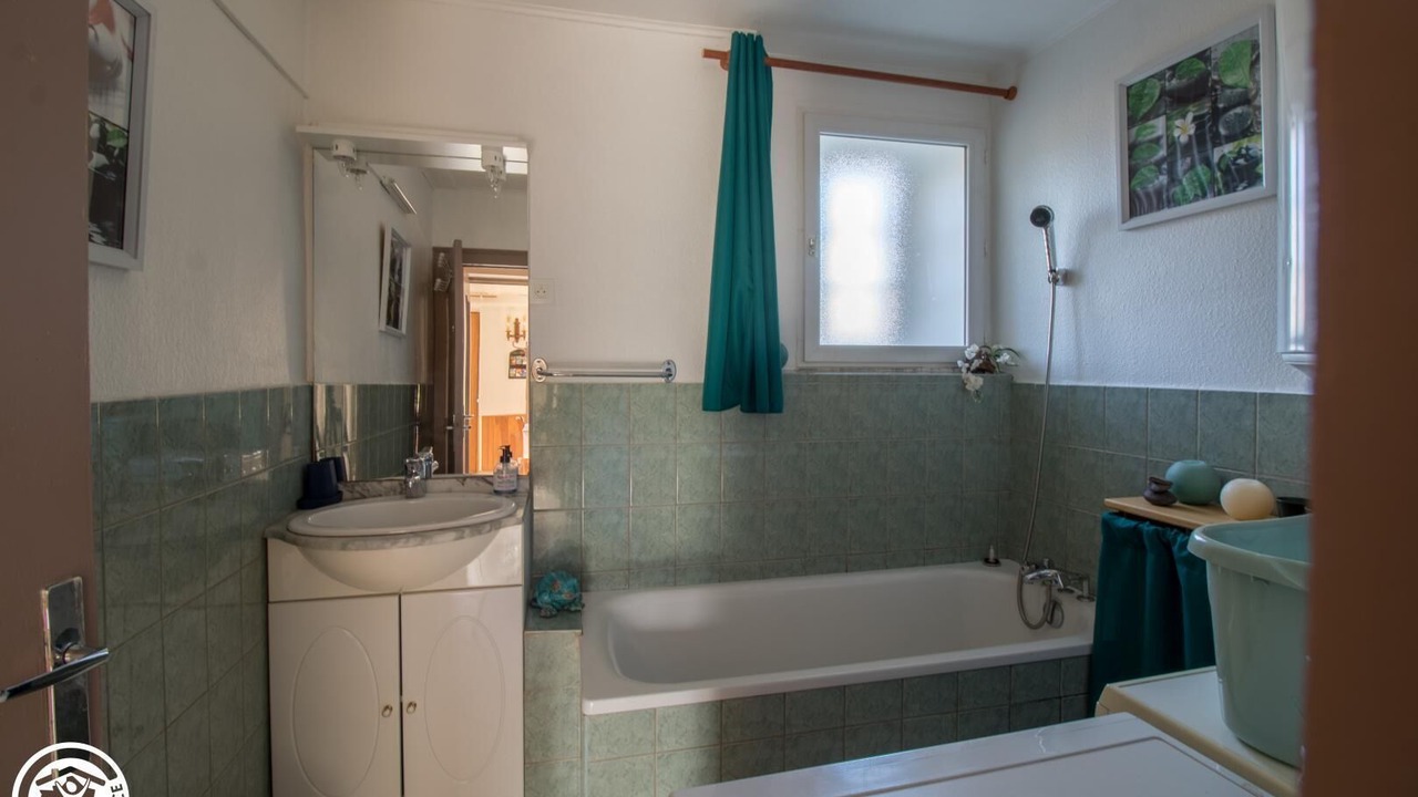Photo of Bathroom in Saint-Antheme