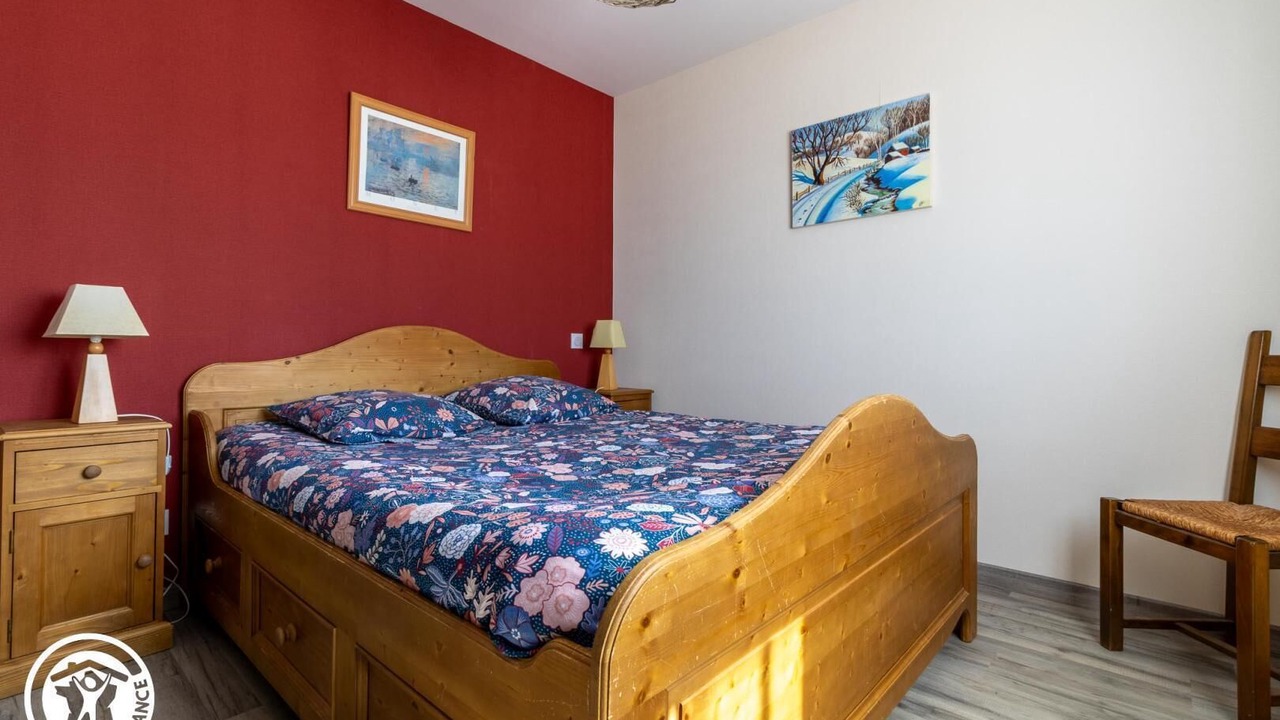 Photo of Bedroom in Saint-Etienne-sur-Usson