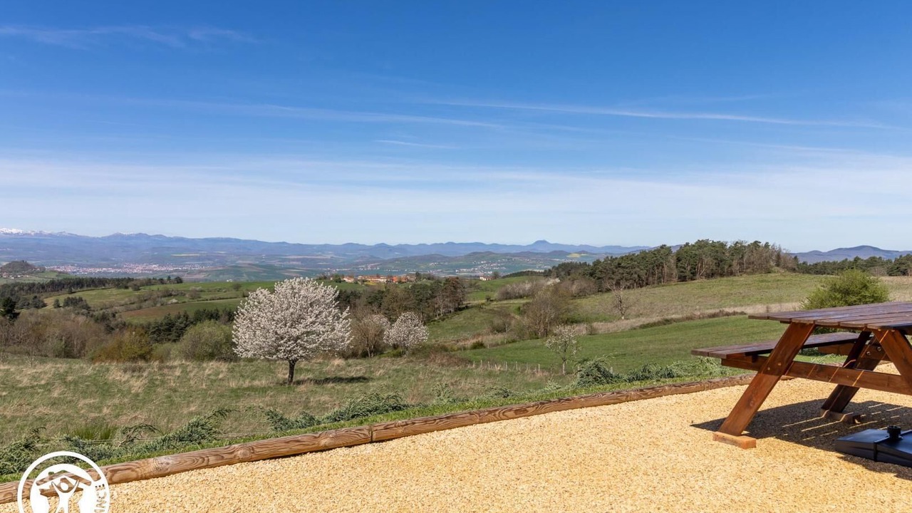 Photo of Outdoor in Saint-Etienne-sur-Usson