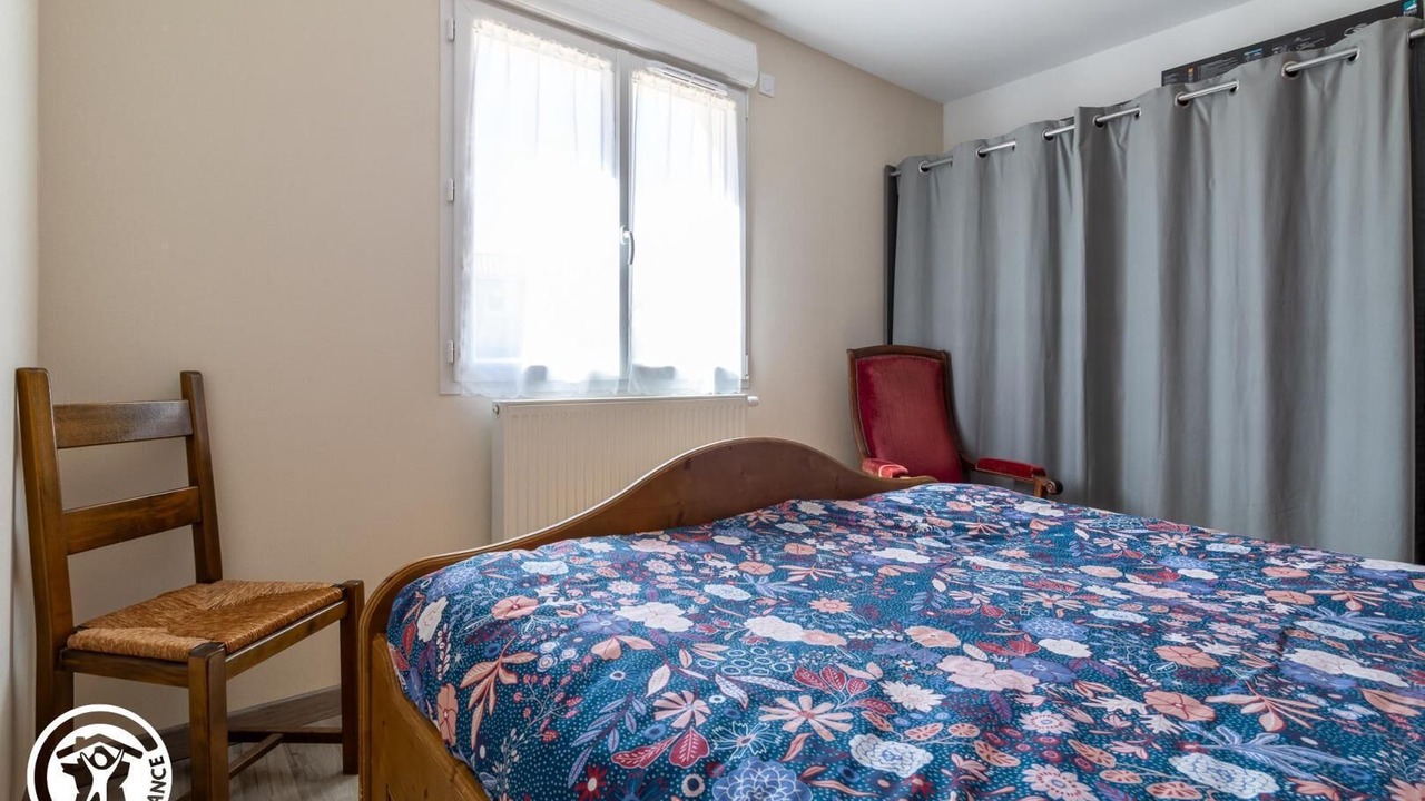 Photo of Bedroom in Saint-Etienne-sur-Usson