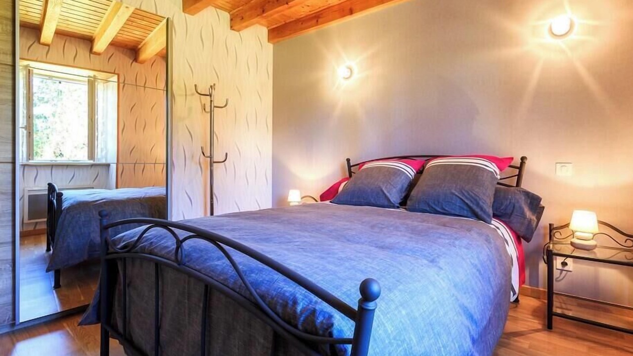 Photo of Bedroom in Saint-Dier-dʼAuvergne