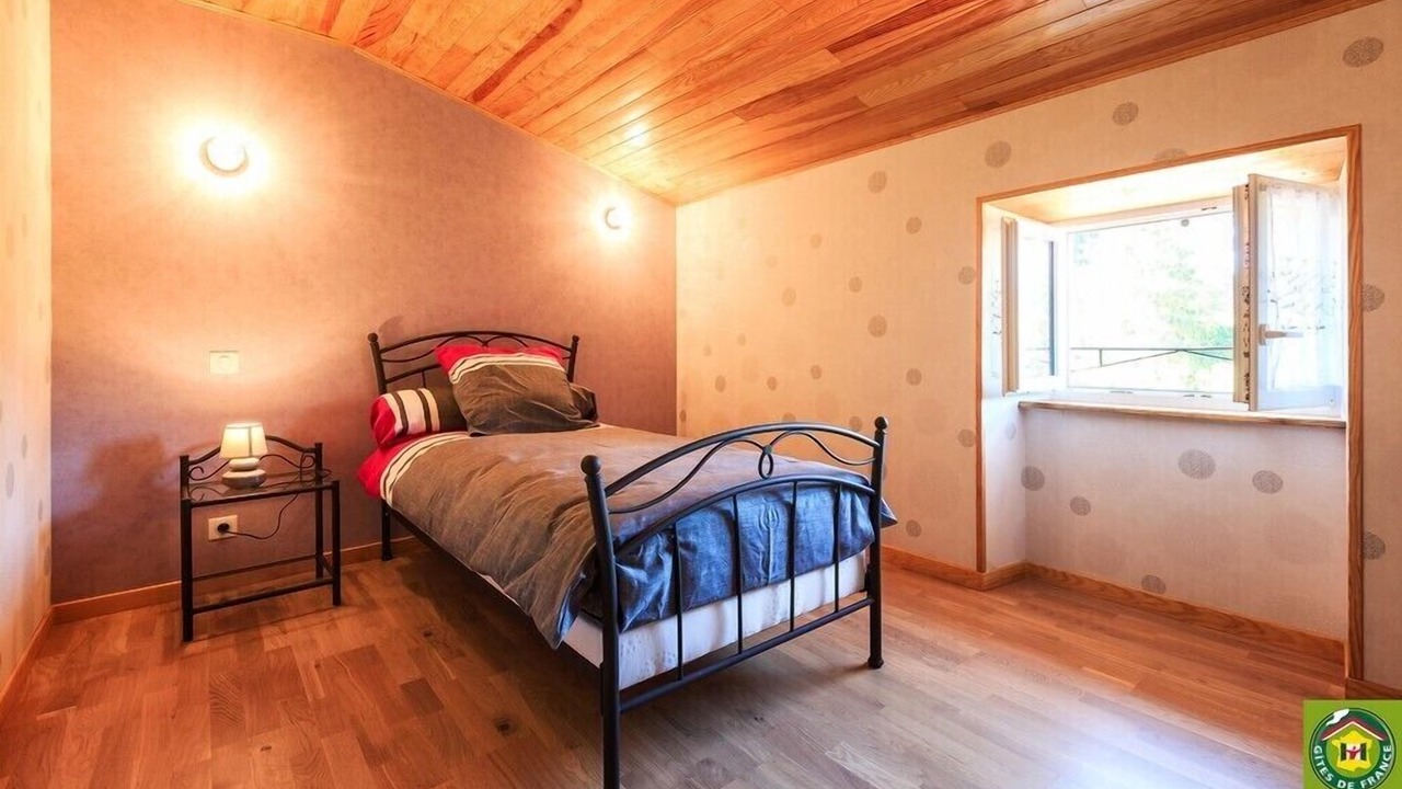 Photo of Bedroom in Saint-Dier-dʼAuvergne