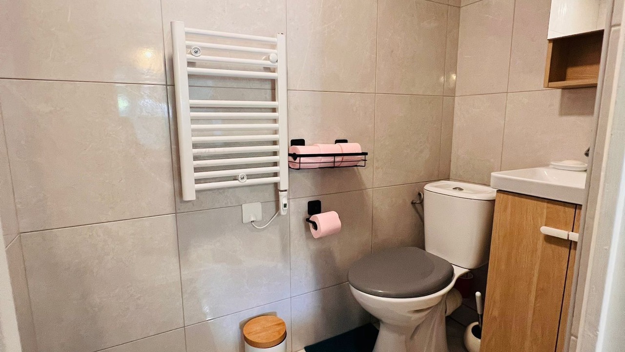 Photo of Bathroom in Bagneux