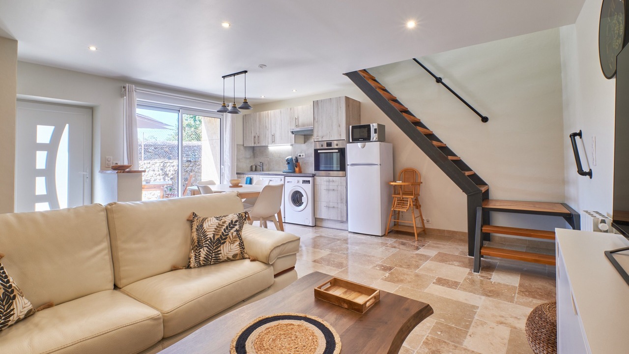 Photo of Livingroom in Saint-Hilaire-du-Rosier