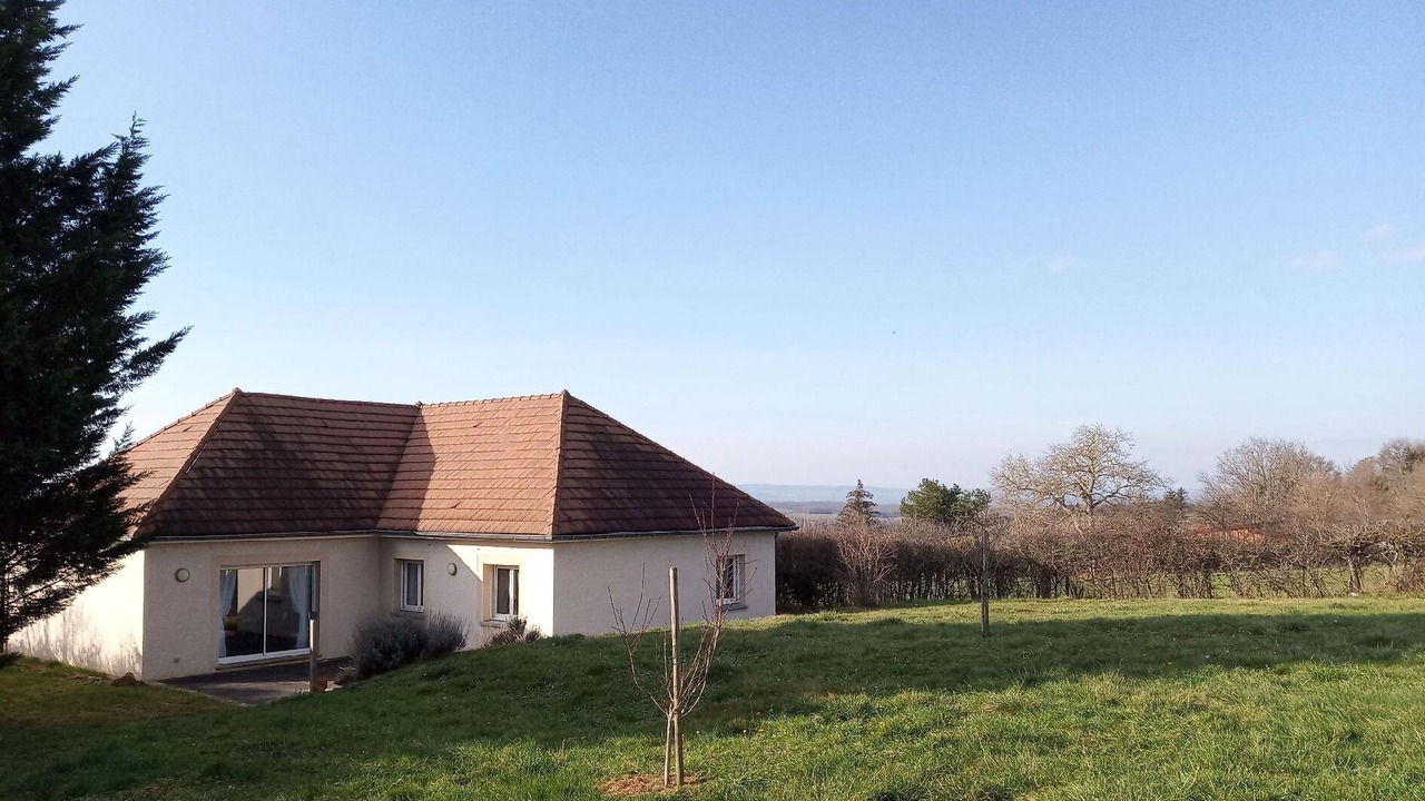 Photo of Outdoor in La Chapelle-sous-Brancion