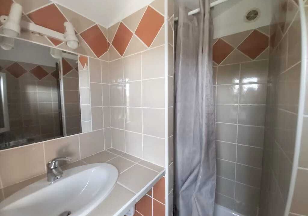 Photo of Bathroom in Pont-Saint-Esprit