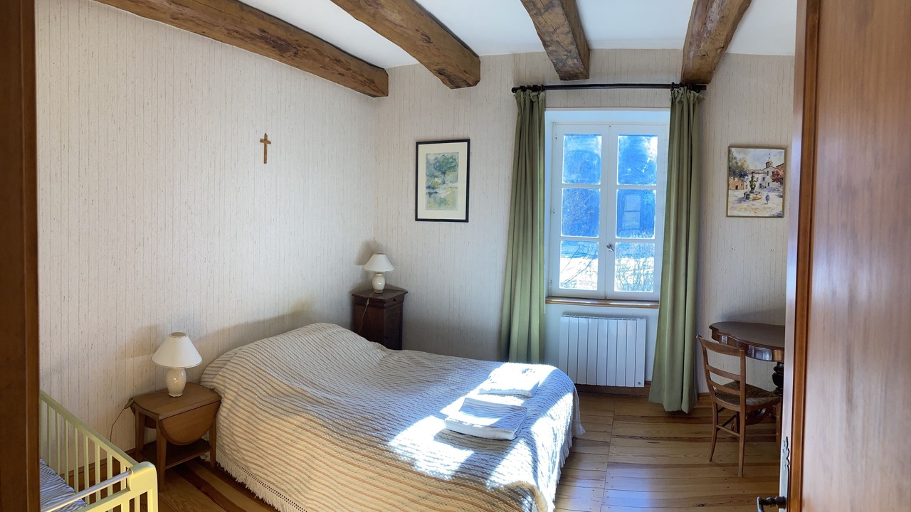 Photo of Bedroom in Virargues