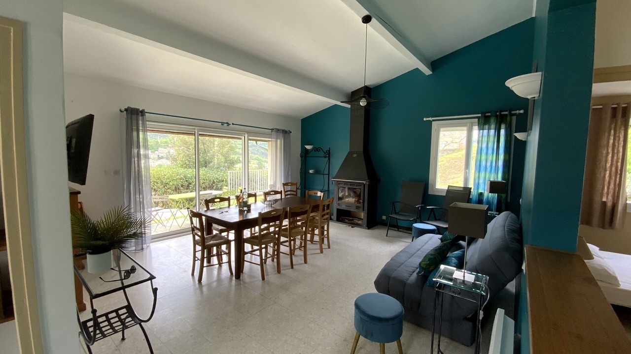 Photo of Livingroom in Bourdeaux