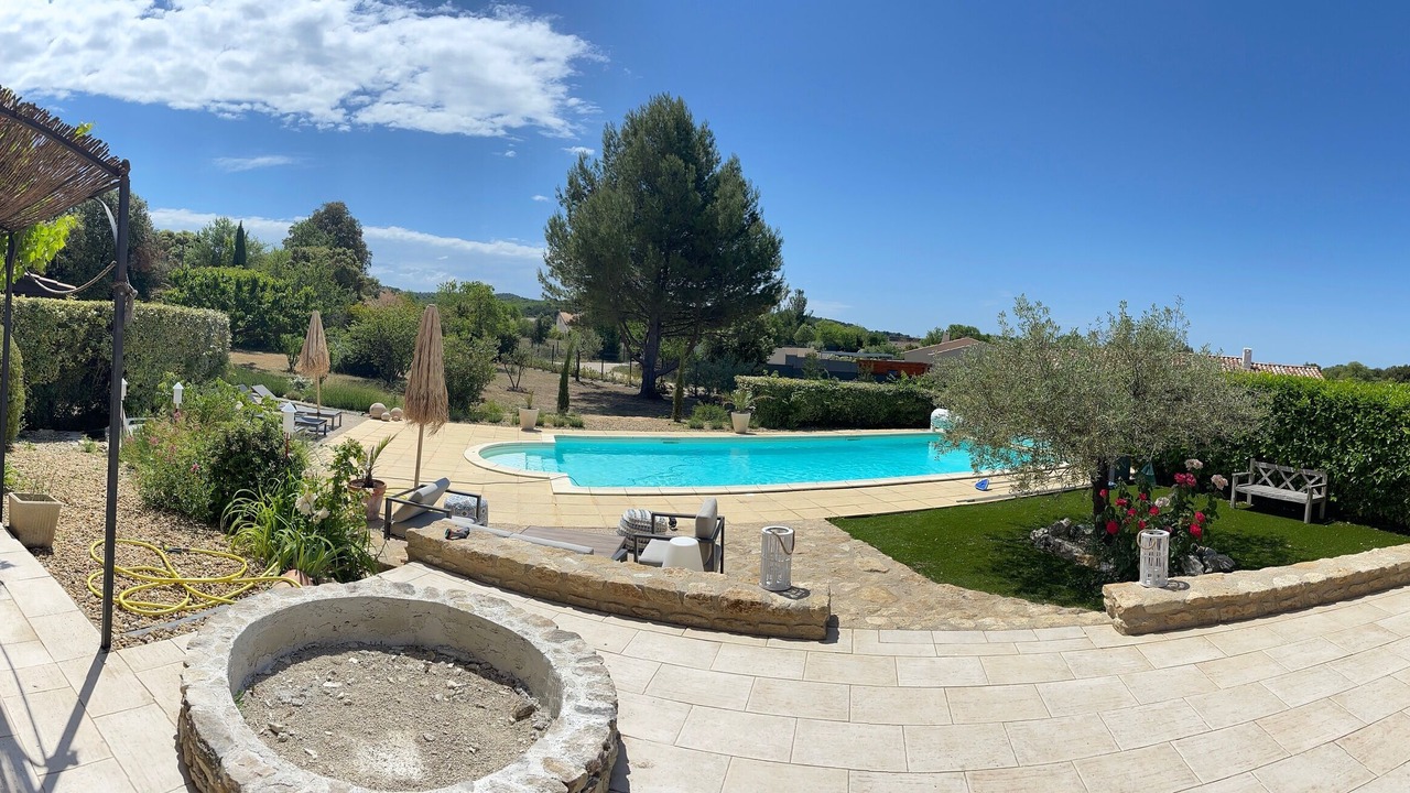 Photo of Outdoor in La Roque-sur-Pernes
