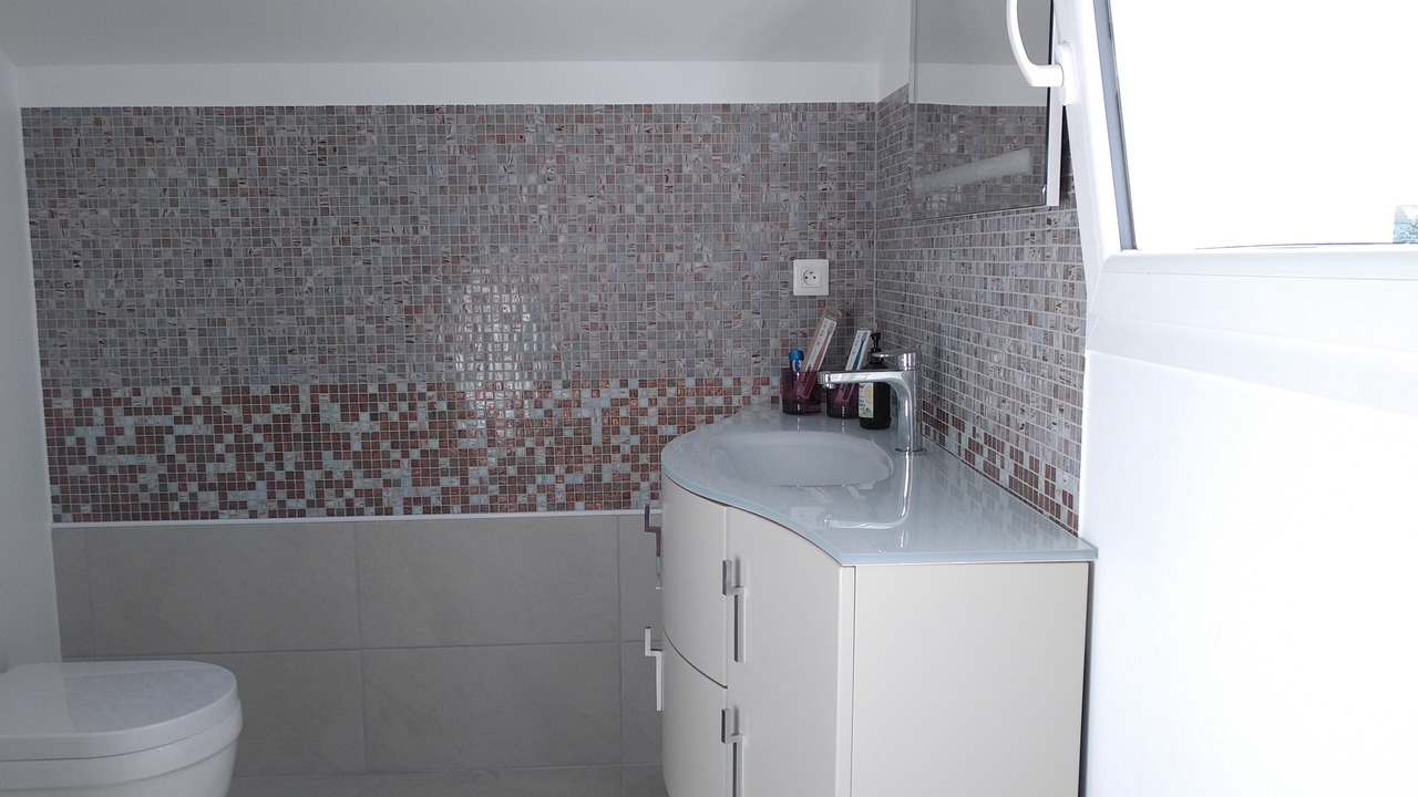 Photo of Bathroom in Mont-sur-Monnet