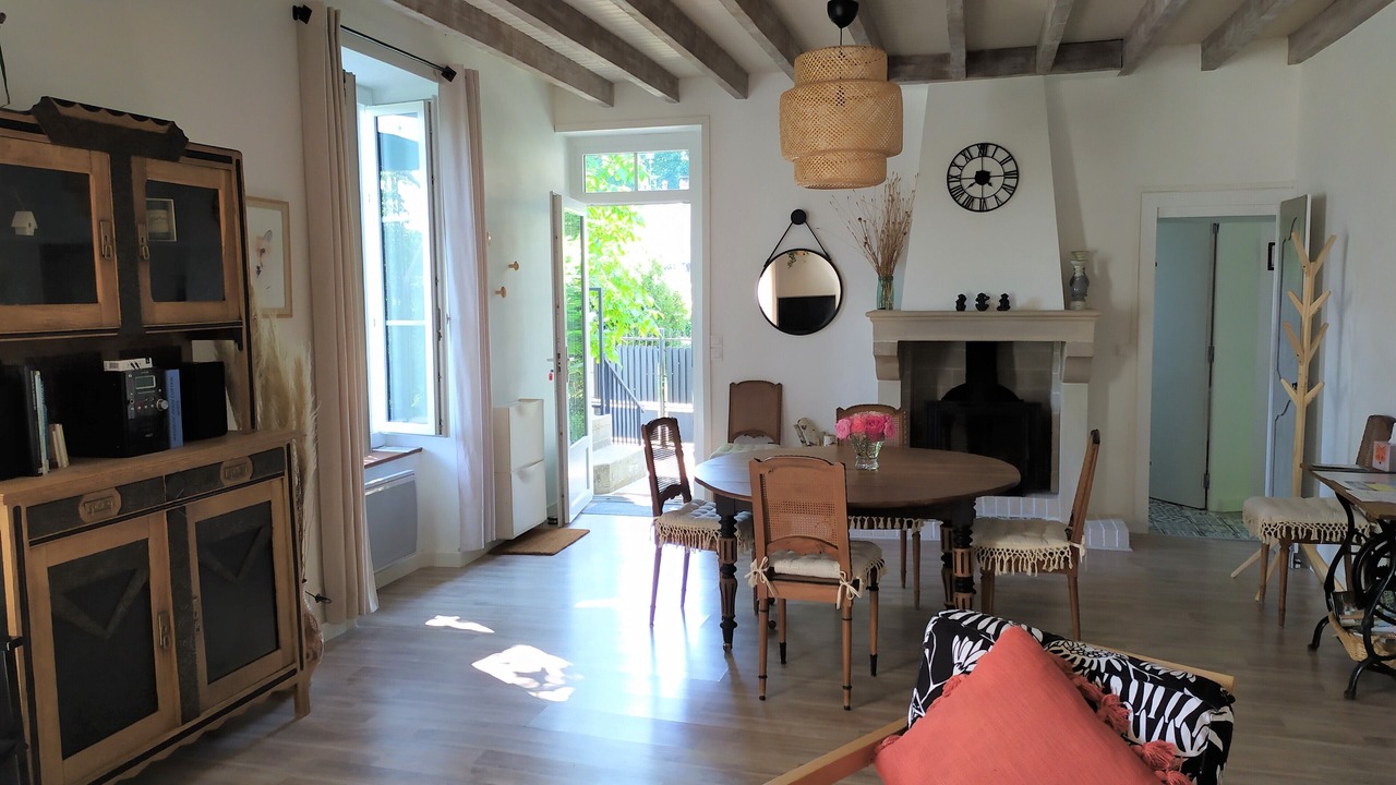 Photo of Livingroom in Crux-la-Ville