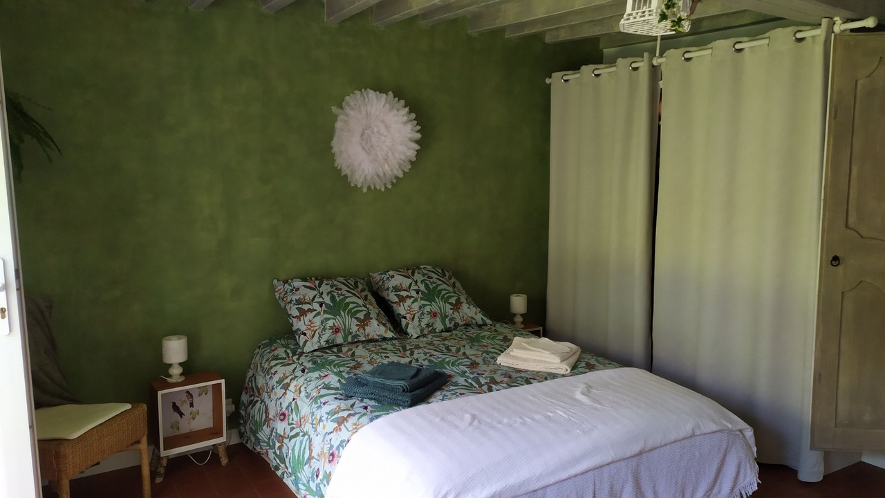 Photo of Bedroom in Crux-la-Ville