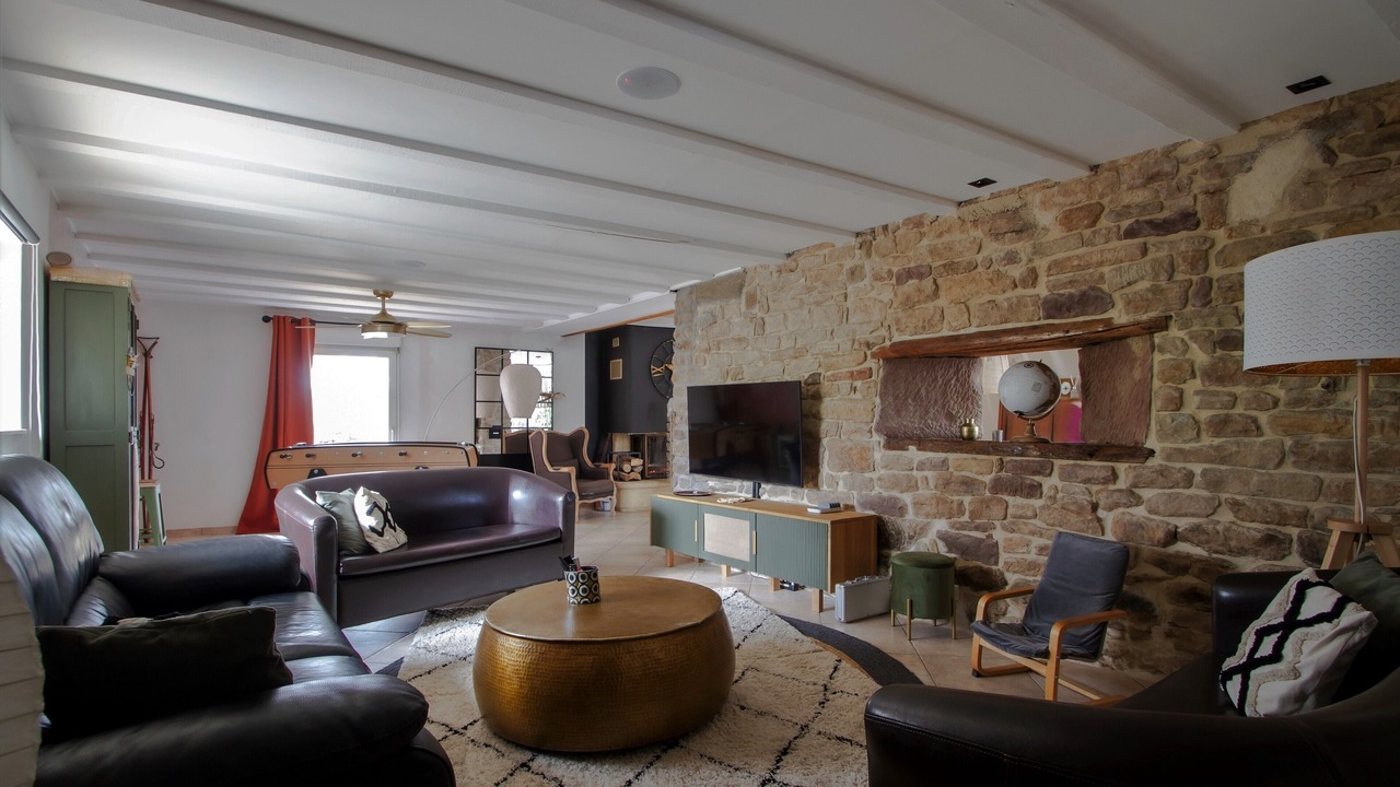 Photo of Livingroom in Harol