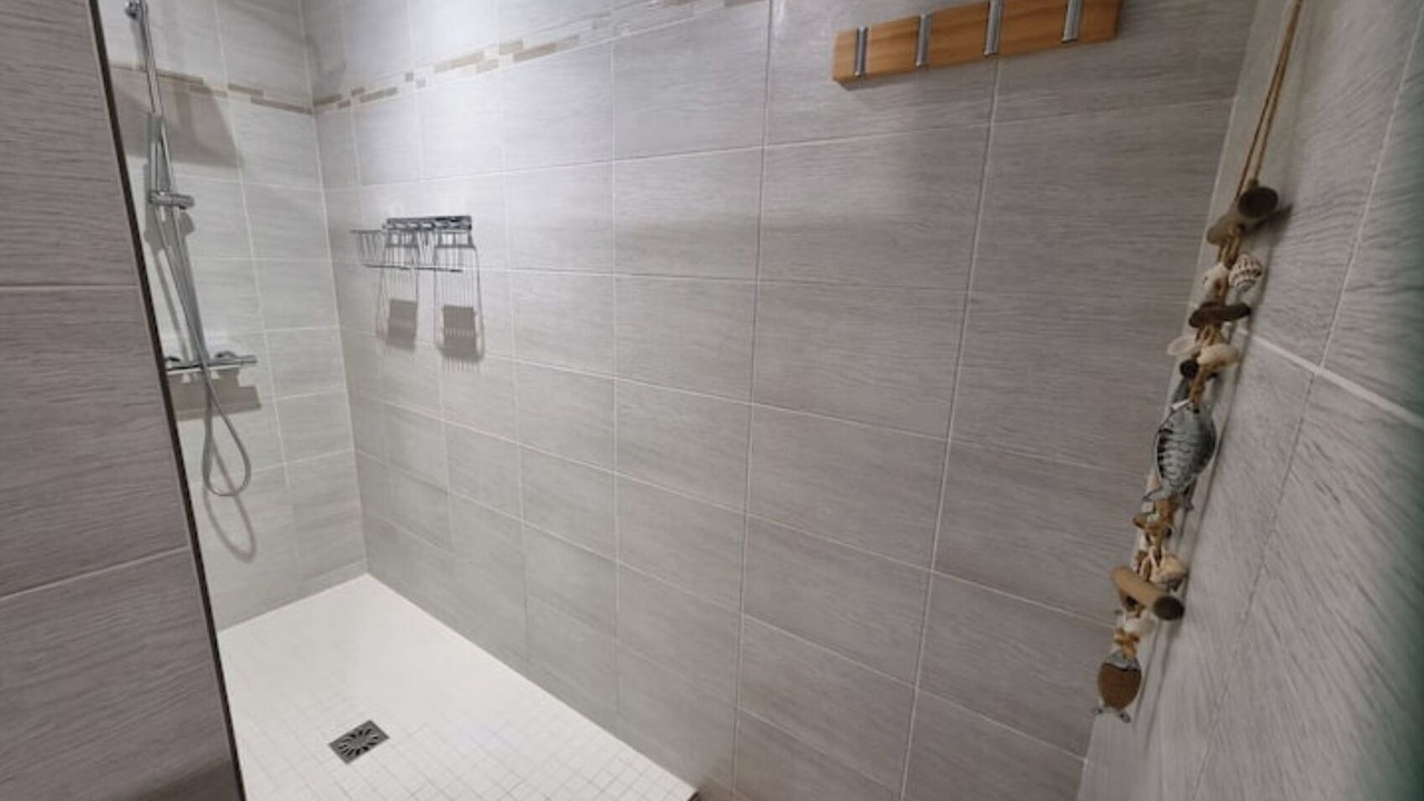 Photo of Bathroom in Saulieu