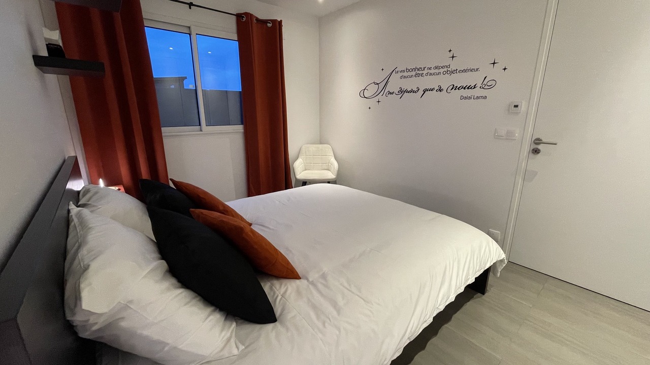 Photo of Bedroom in Villejust
