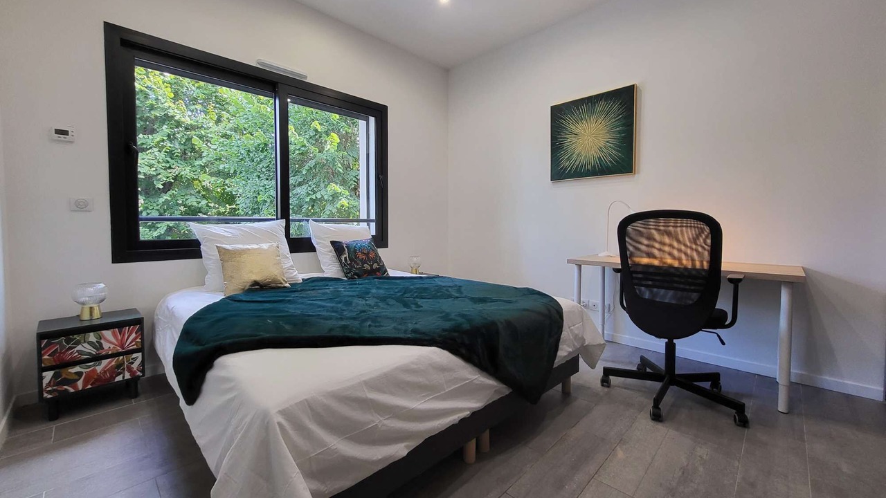 Photo of Bedroom in Verrieres-le-Buisson