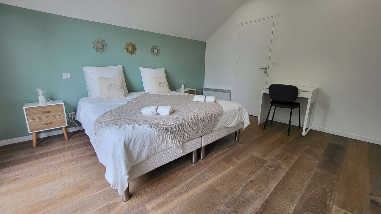 Photo of Bedroom in Verrieres-le-Buisson