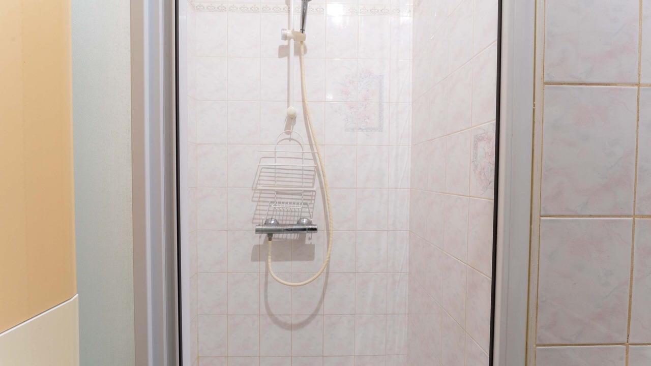 Photo of Bathroom in Faucon