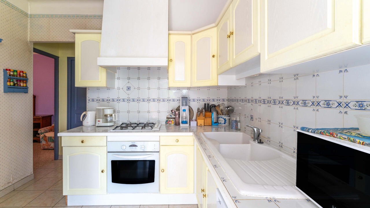 Photo of Kitchen in Faucon