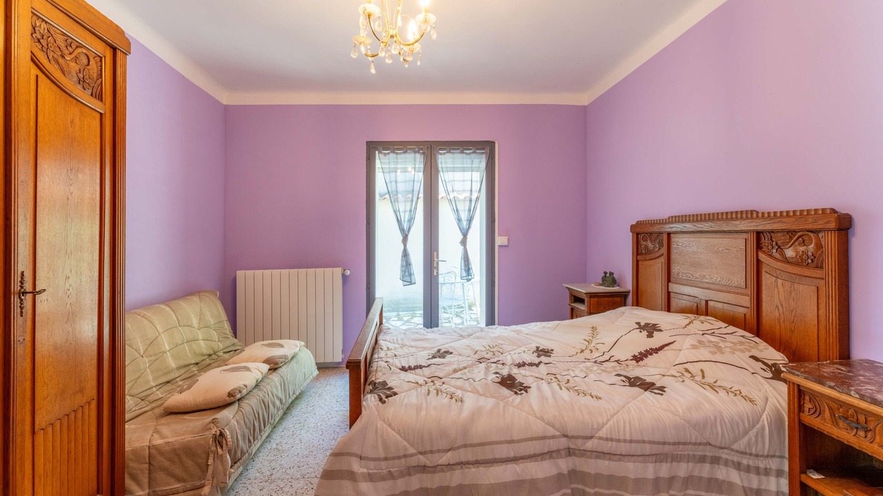 Photo of Bedroom in Faucon