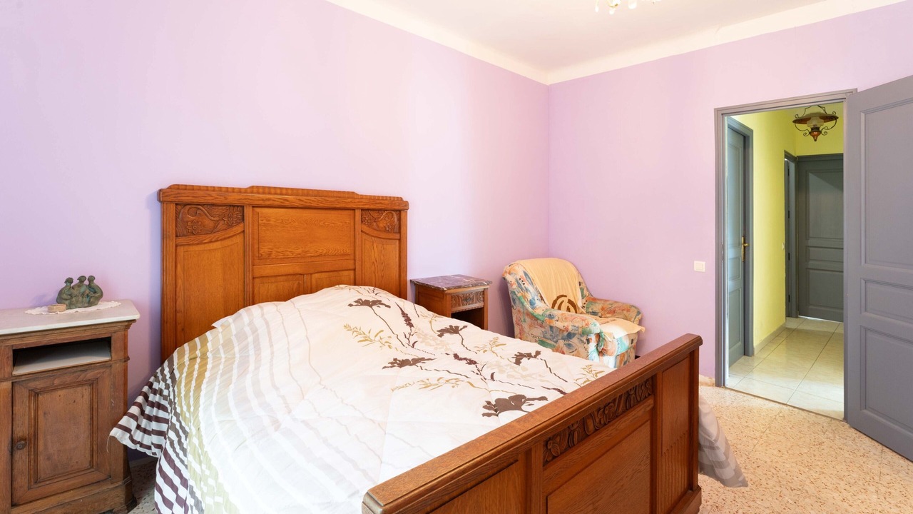 Photo of Bedroom in Faucon