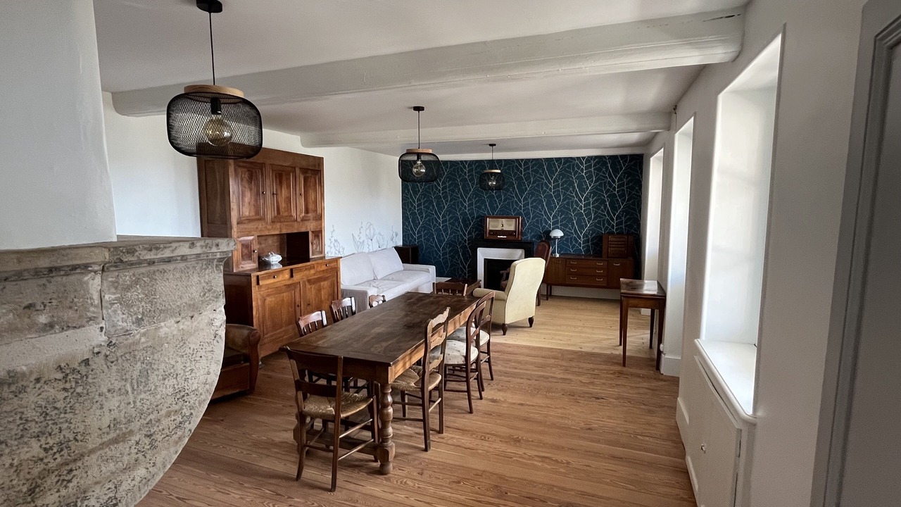Photo of Livingroom in Berze-la-Ville