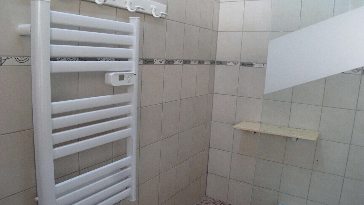 Photo of Bathroom in Cuzy