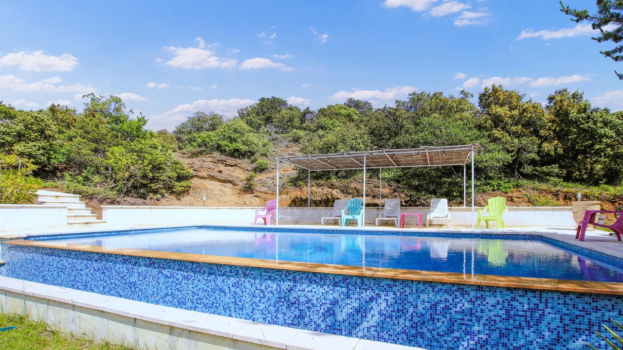 Photo of Outdoor in Rousset-les-Vignes