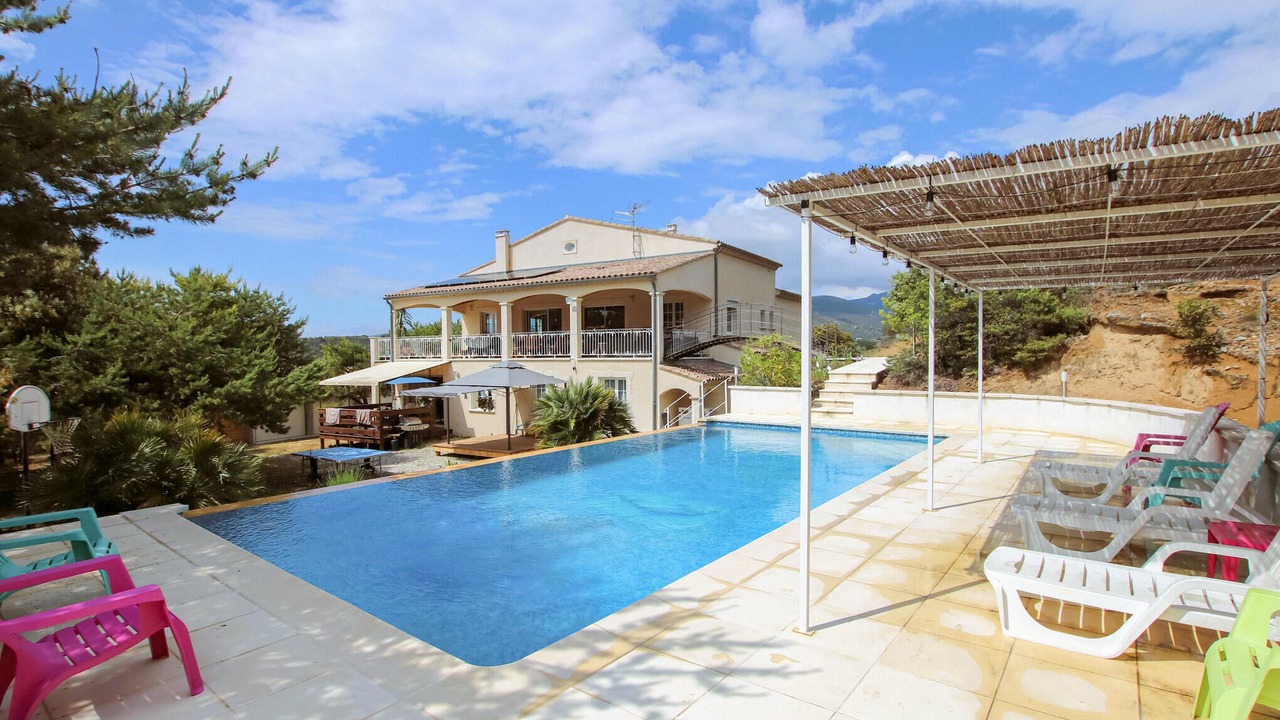 Photo of Outdoor in Rousset-les-Vignes