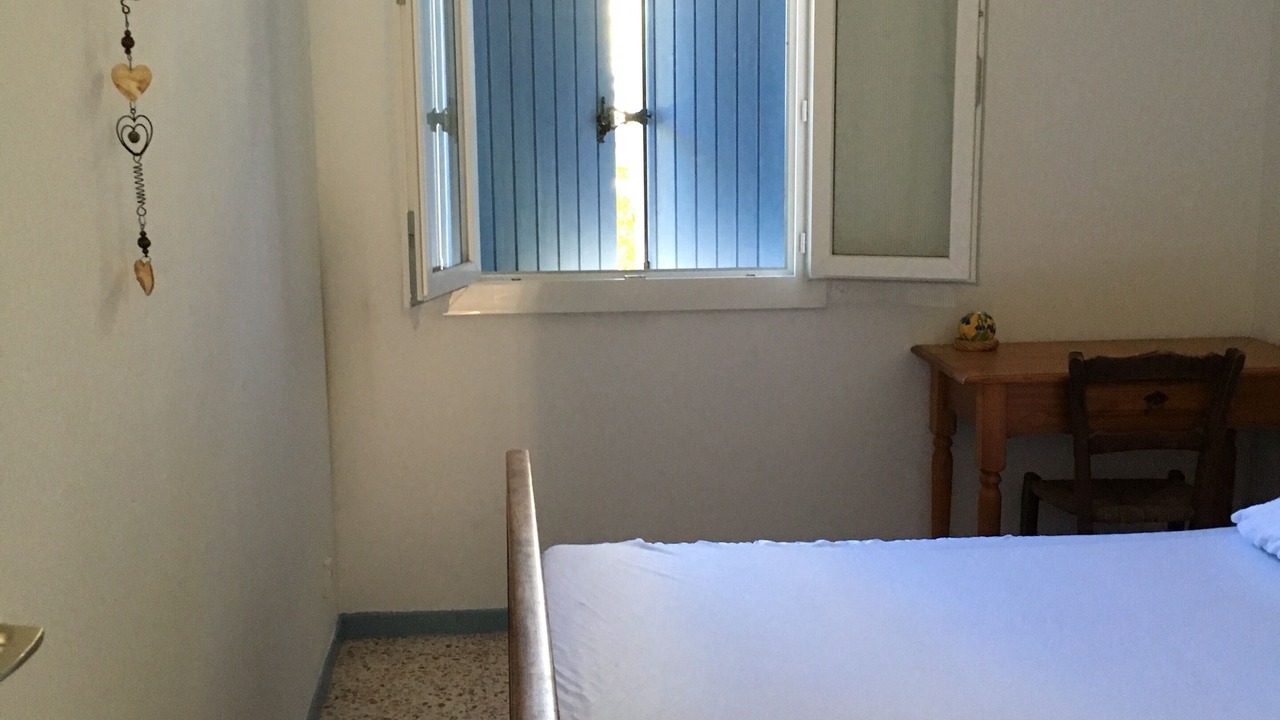 Photo of Bedroom in Caromb